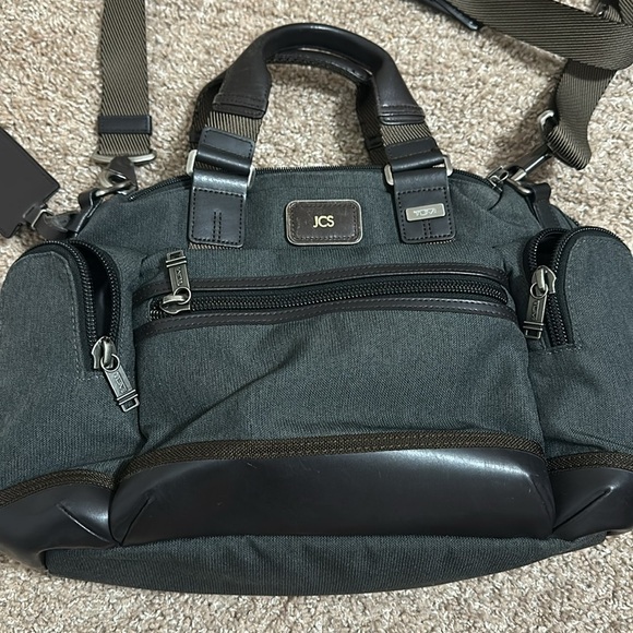 TUMI - Picture 2 of 10